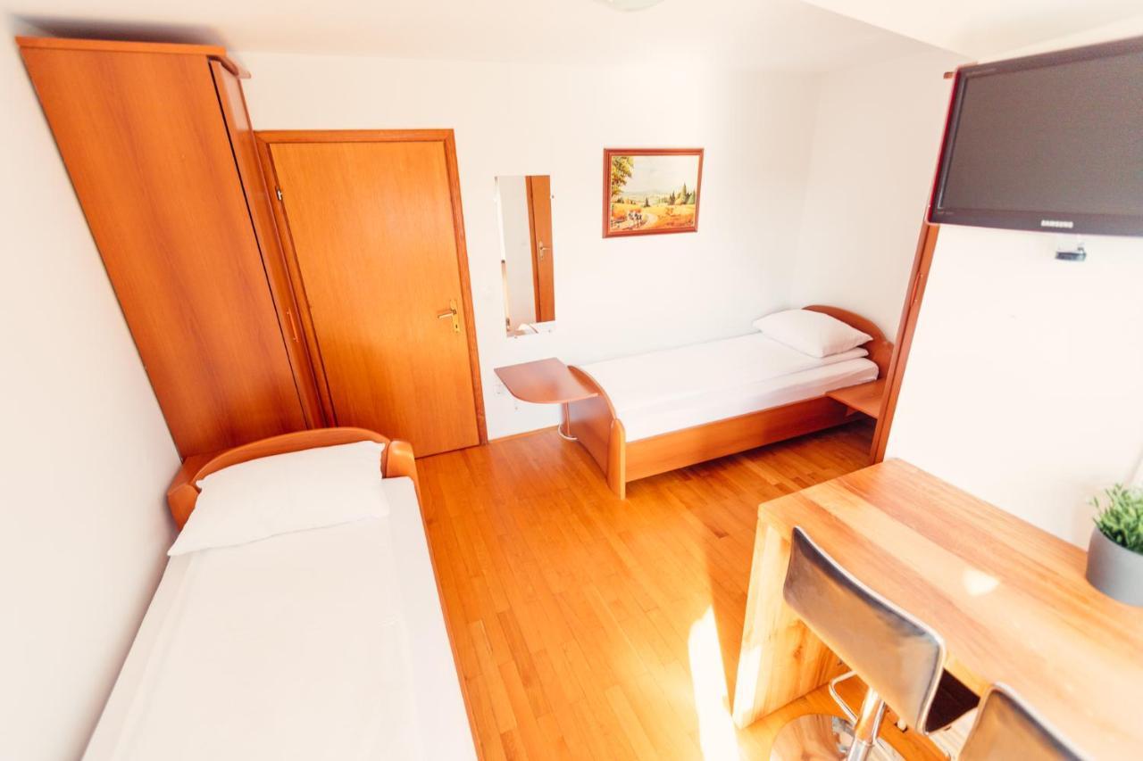 Frankovic Bed&Breakfast Vinica Buitenkant foto